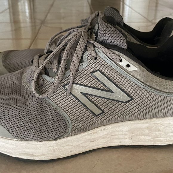 New Balance Fresh Foam Men's Running Shoes - Picture 5 of 6